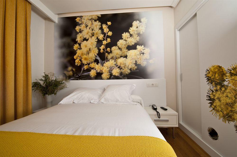 Hotel Lino Vigo Bagian luar foto