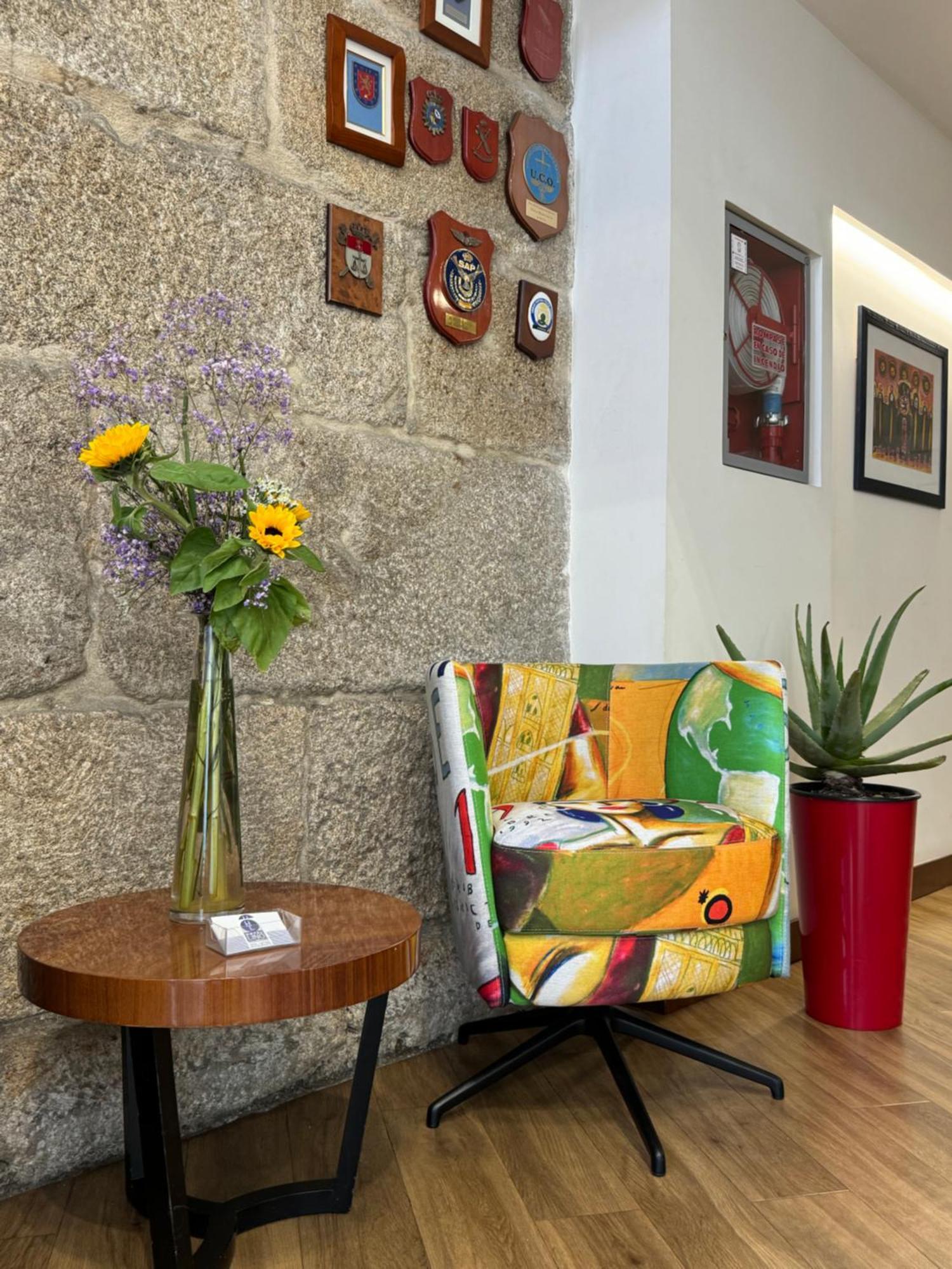 Hotel Lino Vigo Bagian luar foto