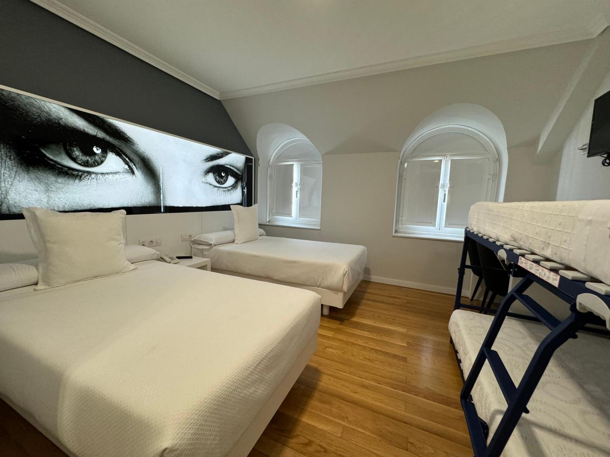 Hotel Lino Vigo Bagian luar foto