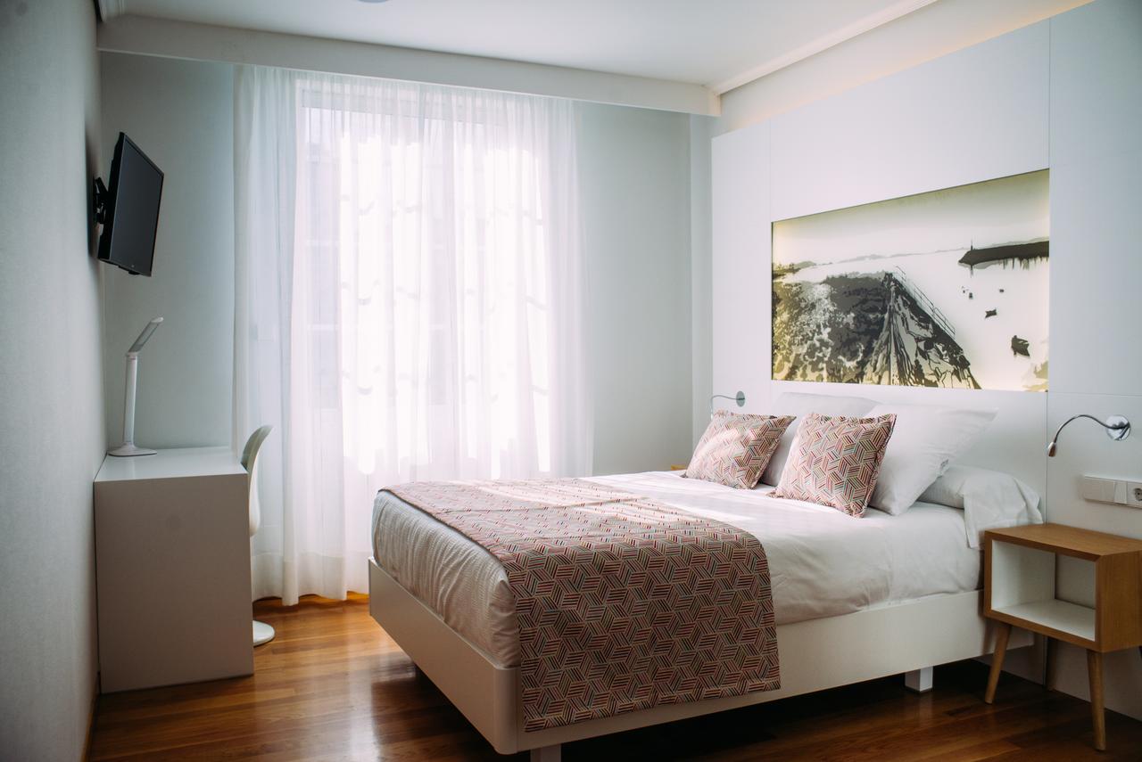 Hotel Lino Vigo Bagian luar foto